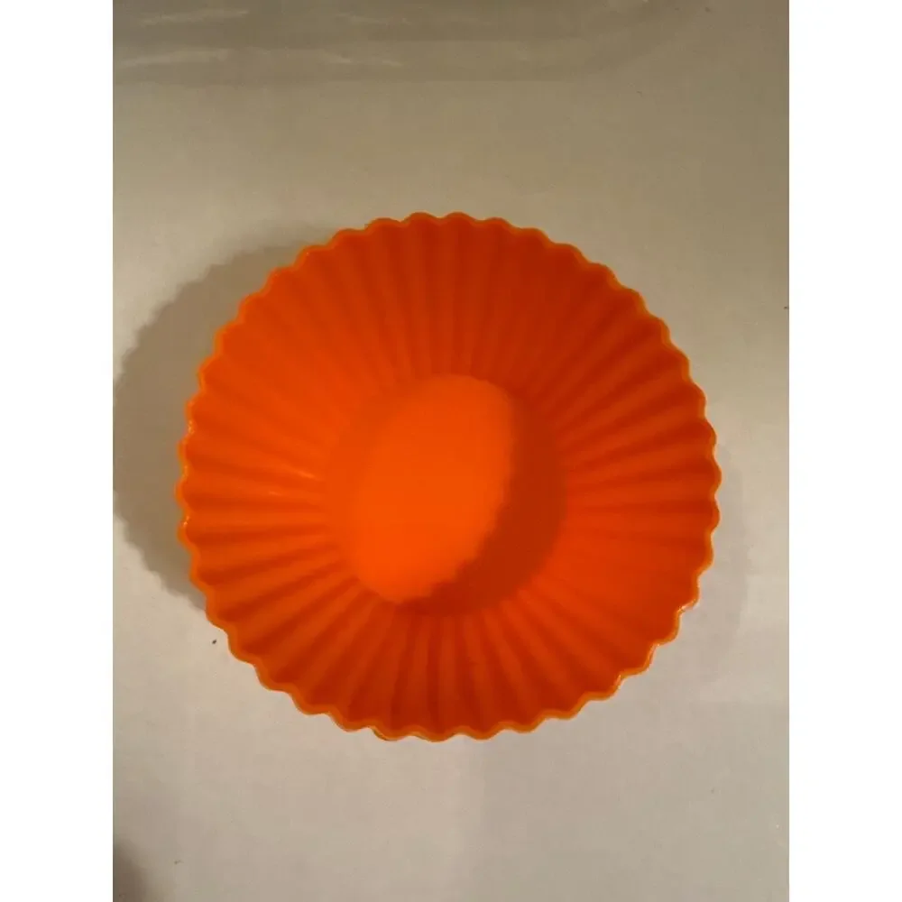 Set of 24 Silicone Baking Cups Cupcake Liners Muffins Cake Molds Bright Colors